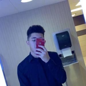 Meet your Posher, Erick